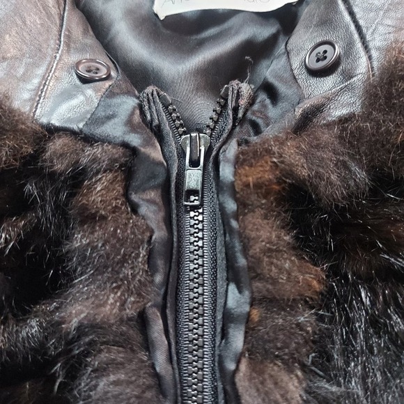 Andrew Marc opossum fur vest - Picture 11 of 16
